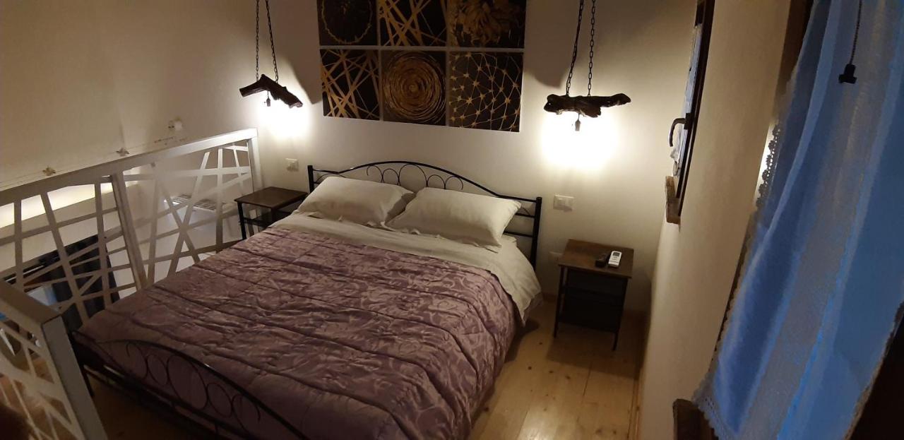 B&B Il Fienile Del Borgo เยซี ภายนอก รูปภาพ
